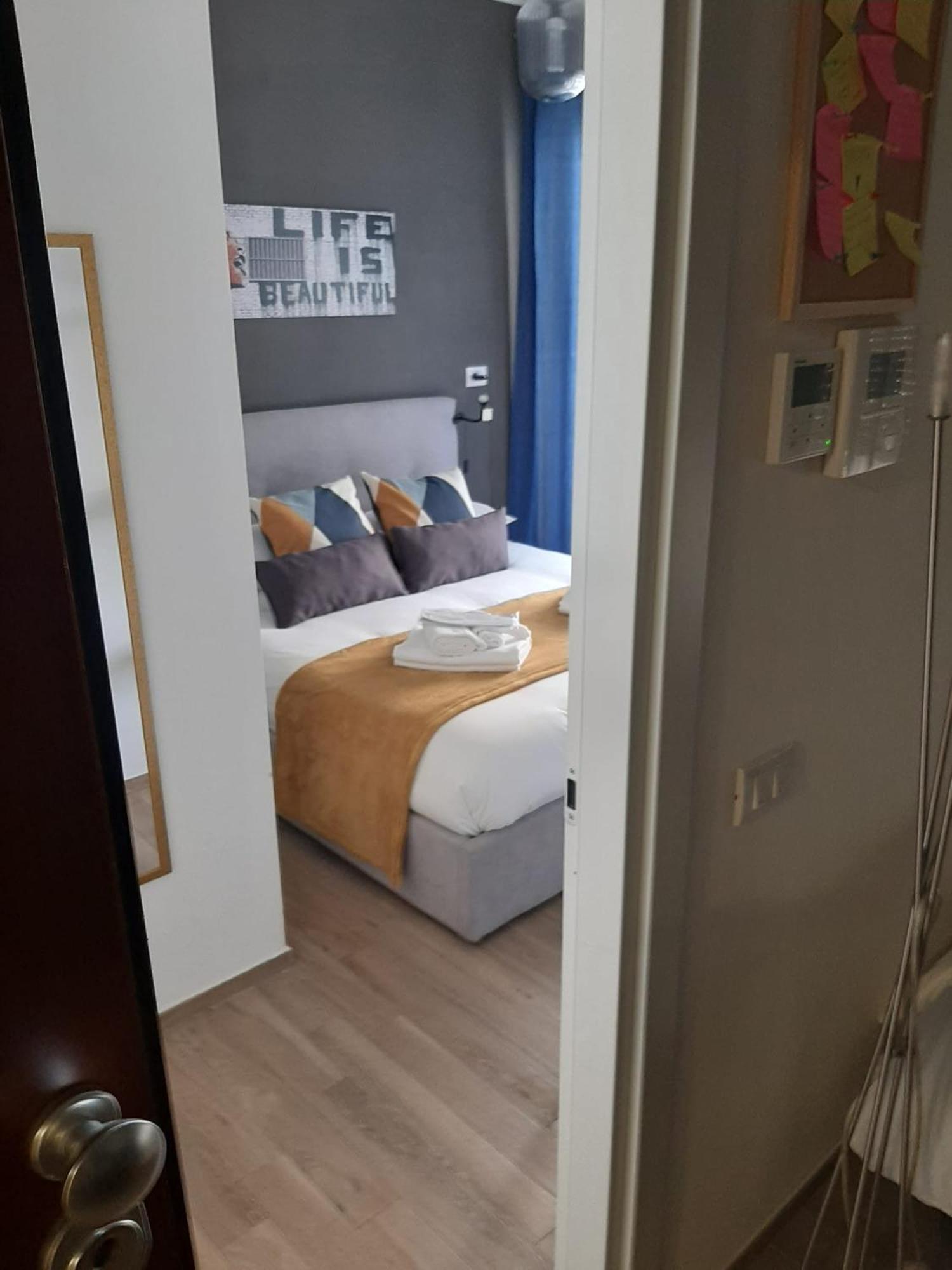 Michelangelo Airport Suite Room 피우미치노 외부 사진